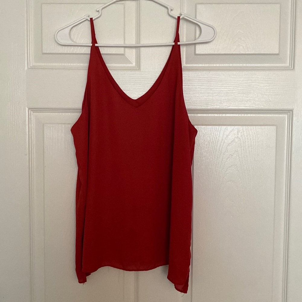 Burnt orange/red flowy tank